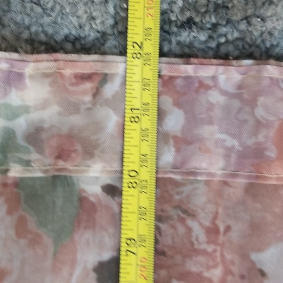 Croscill Cotswold vintage floral sheers rose green - Picture 3 of 10